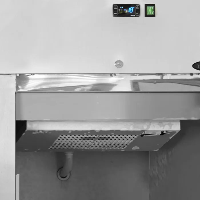 Gastronorm Solid Door Upright Refrigerator GUC70