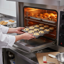 Baker with correct muffin pan