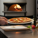 Seamless Rim Aluminium Pizza Screen Lifestyle Image