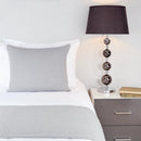 Tapis de passage gaufré matelassé Mitre Essentials, gris