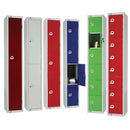 Elite viertüriger manueller Zahlenschließschrank, blau mit schräger Oberseite